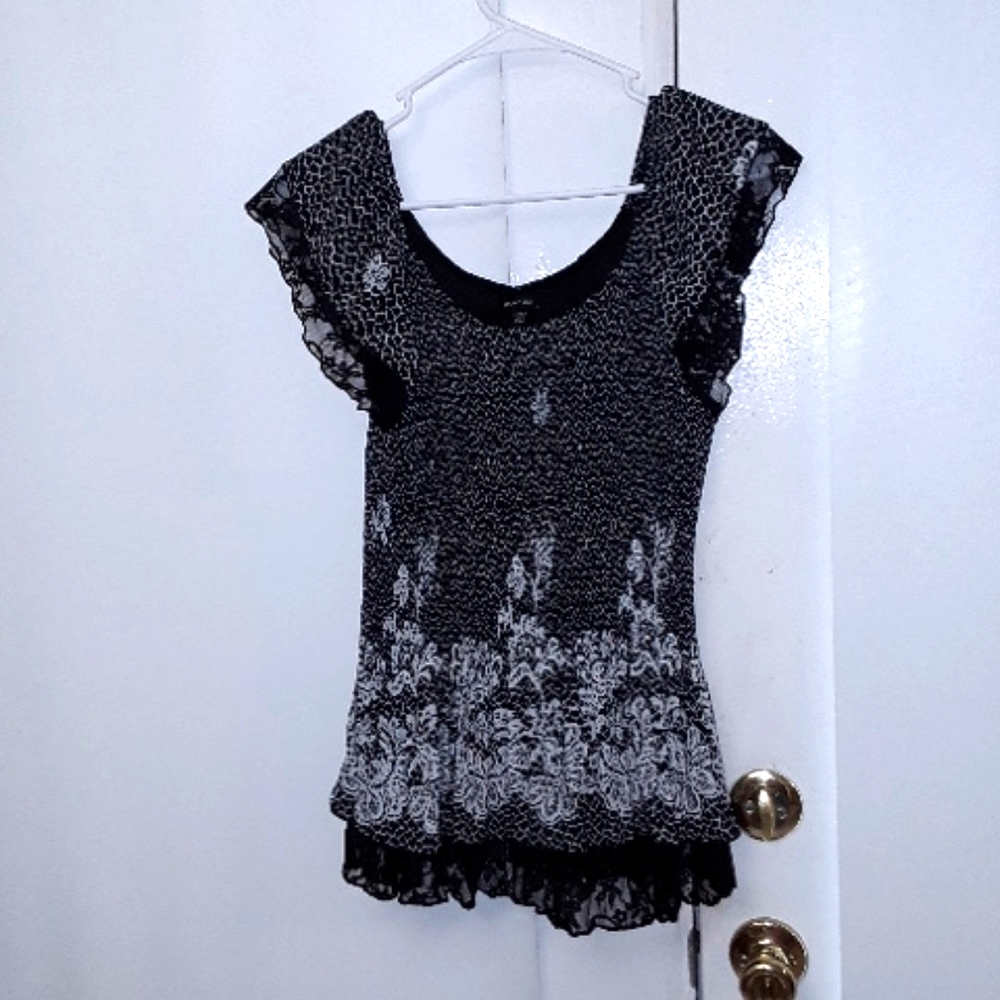 M piano blouse
